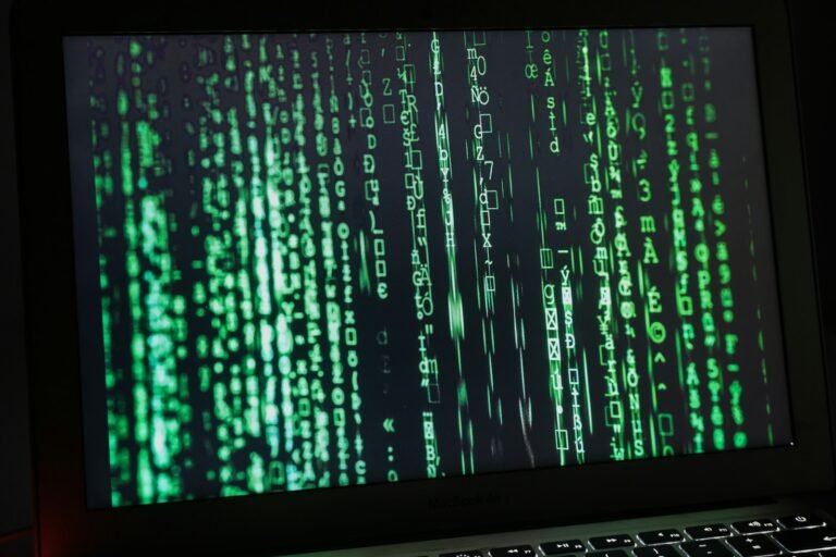 M&S Cyberattacks: Stunning Technique Exposes Vulnerable Users
