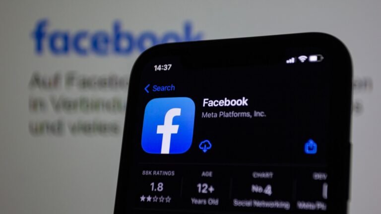 Counterfeit Madgicx Plus and SocialMetrics extensions hijacking Meta business accounts
